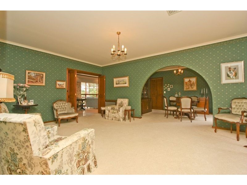 26 Saratoga Drive, Novar Gardens SA 5040