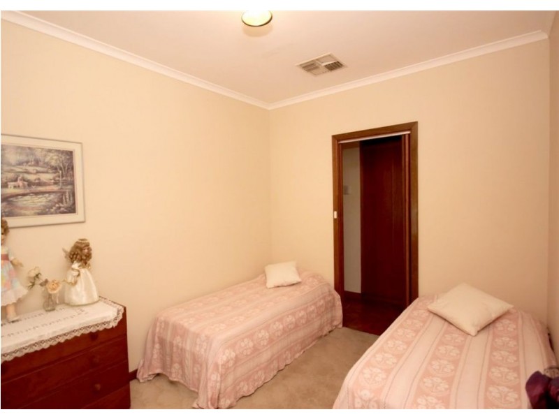 64 Hamilton Avenue, Warradale SA 5046