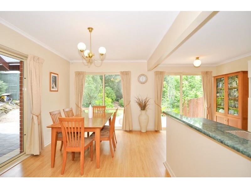 9 Albert Avenue, Crafers West SA 5152