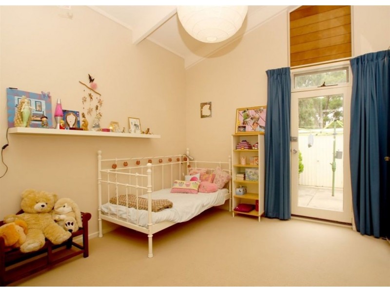 2 Fama Court, Flagstaff Hill SA 5159