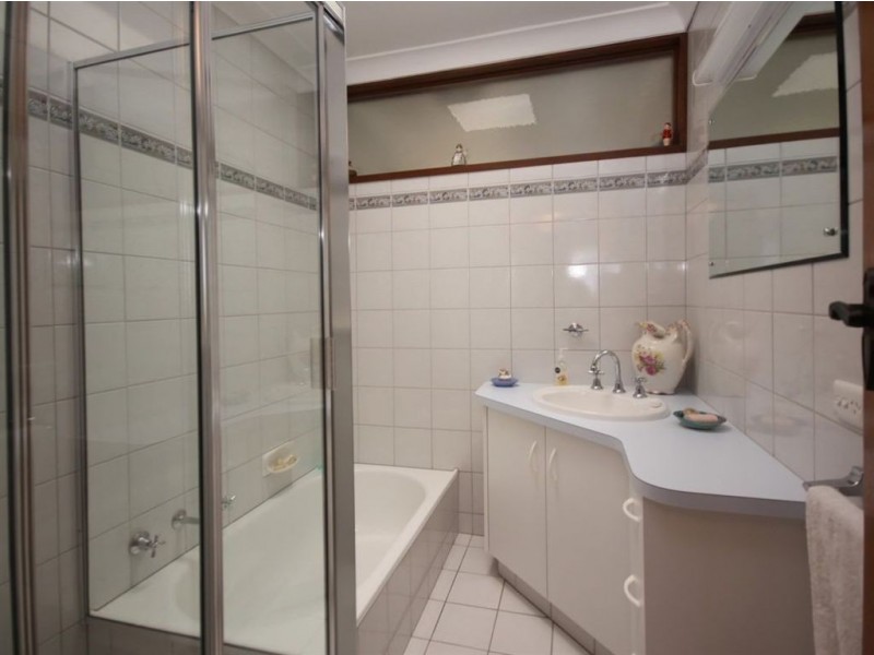 6 Chelsea Avenue, Flagstaff Hill SA 5159