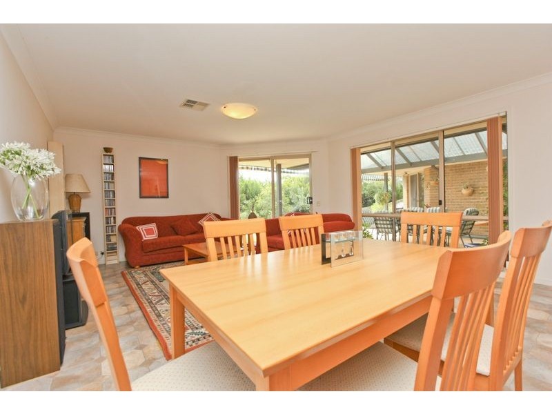 42 Forest Drive, Happy Valley SA 5159