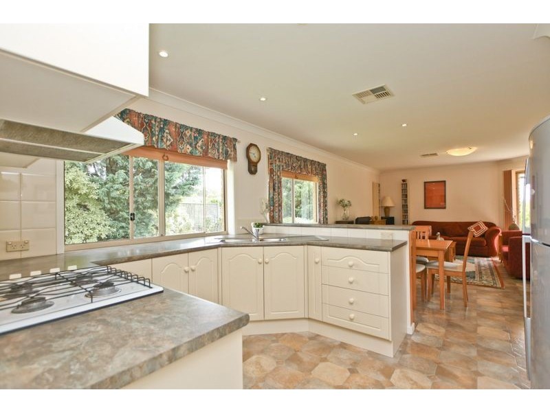 42 Forest Drive, Happy Valley SA 5159