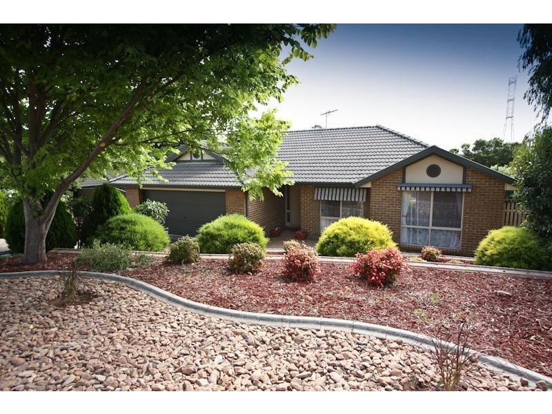 42 Forest Drive, Happy Valley SA 5159