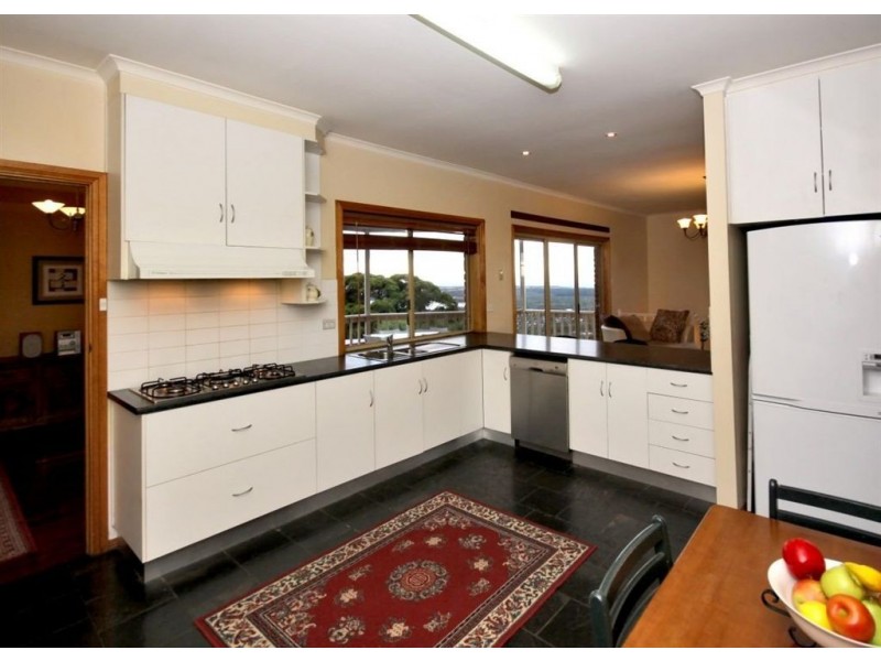 68 Seaview Drive, Happy Valley SA 5159