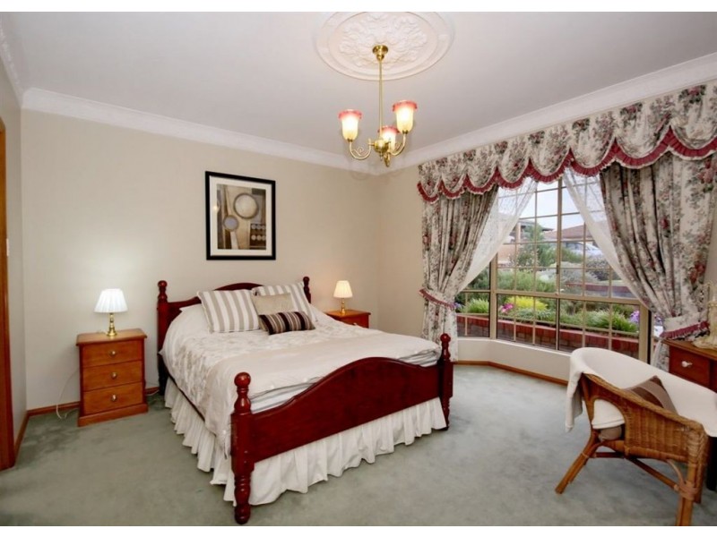 68 Seaview Drive, Happy Valley SA 5159