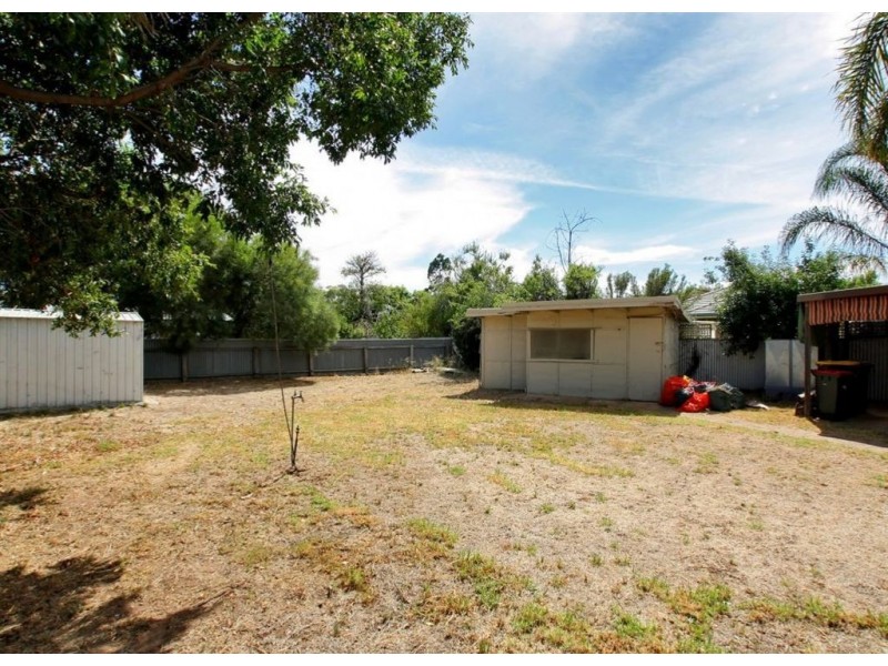 76 Dunrobin Road, Hove SA 5048