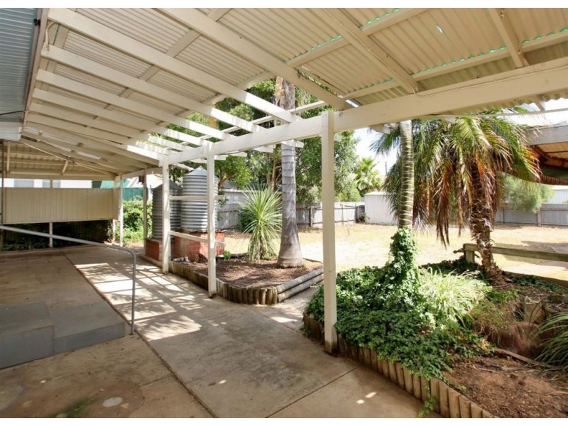 76 Dunrobin Road, Hove SA 5048