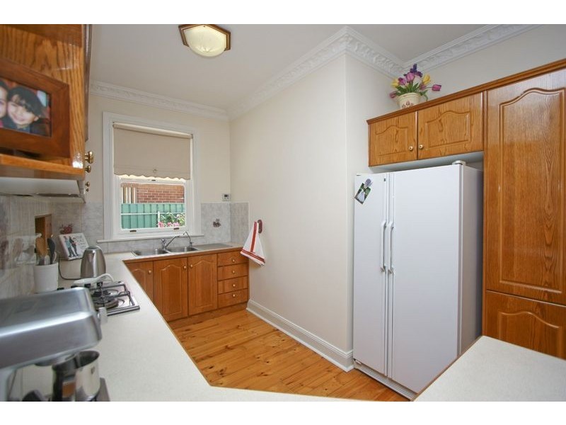 16 Barnes Avenue, Marleston SA 5033