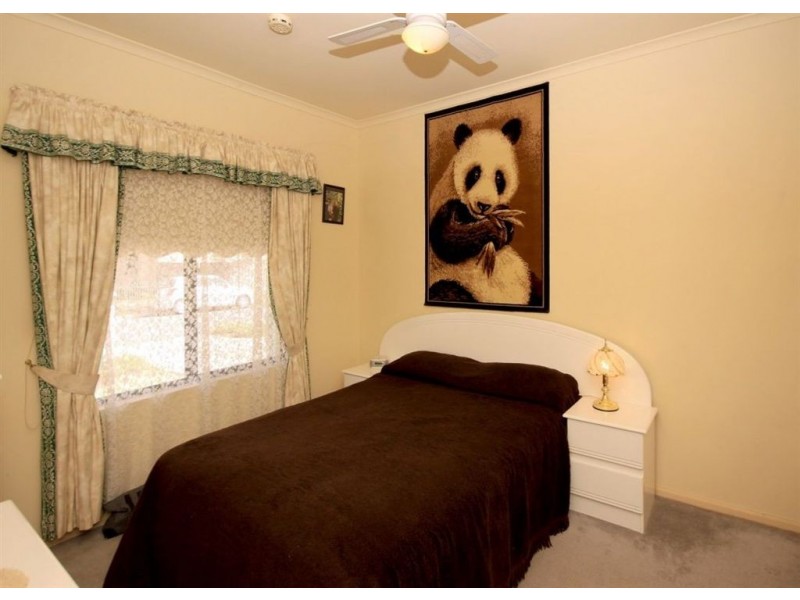 11 Lanark Avenue, Mitchell Park SA 5043