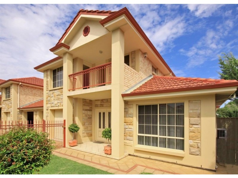 2 Mayfair Avenue, Somerton Park SA 5044