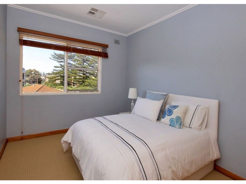 4 South Street, Henley Beach SA 5022