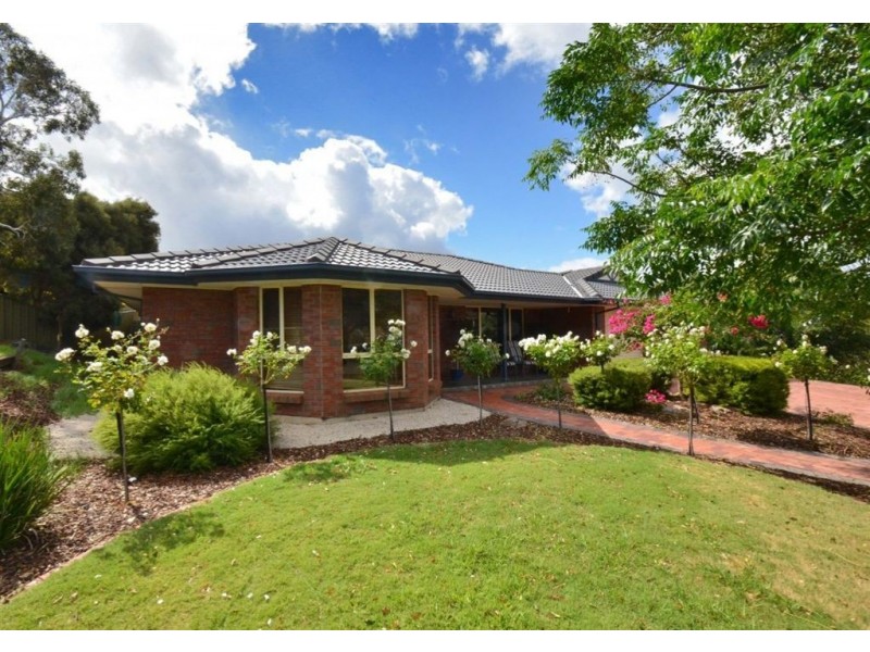 8 Opala Court, Hallett Cove SA 5158