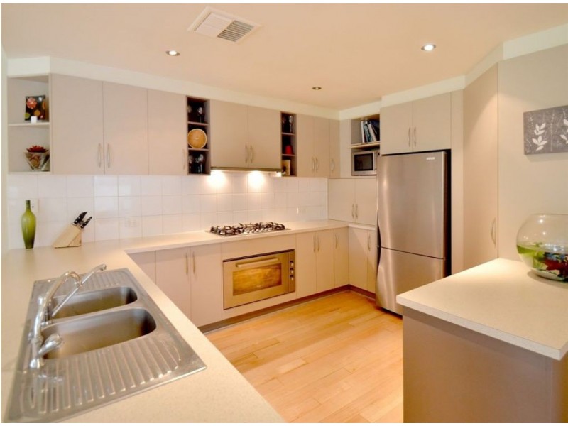 28 Fawnbrake Crescent, West Beach SA 5024