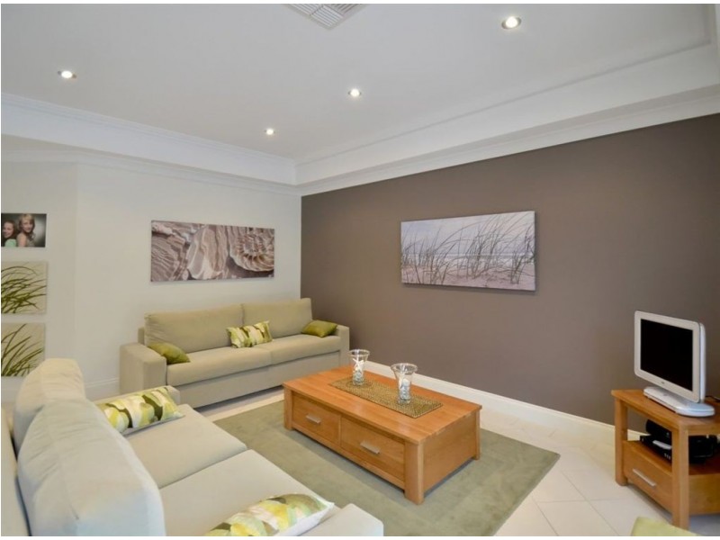 19 Cottesloe Street, West Beach SA 5024