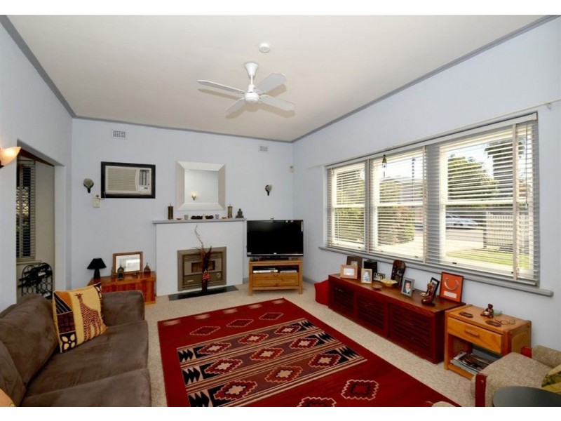 4 Griffiths Road, Plympton Park SA 5038