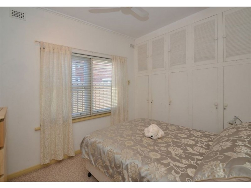 4 Griffiths Road, Plympton Park SA 5038