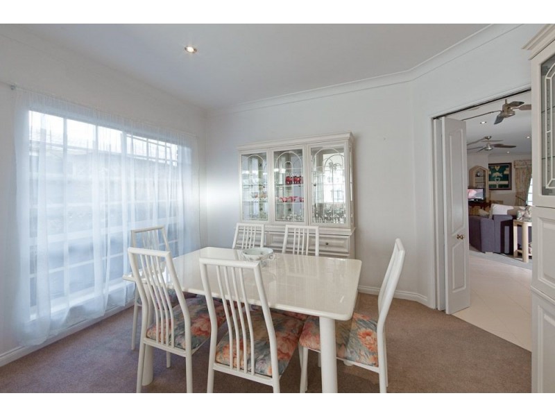 11 Lefkas Court, Seaton SA 5023
