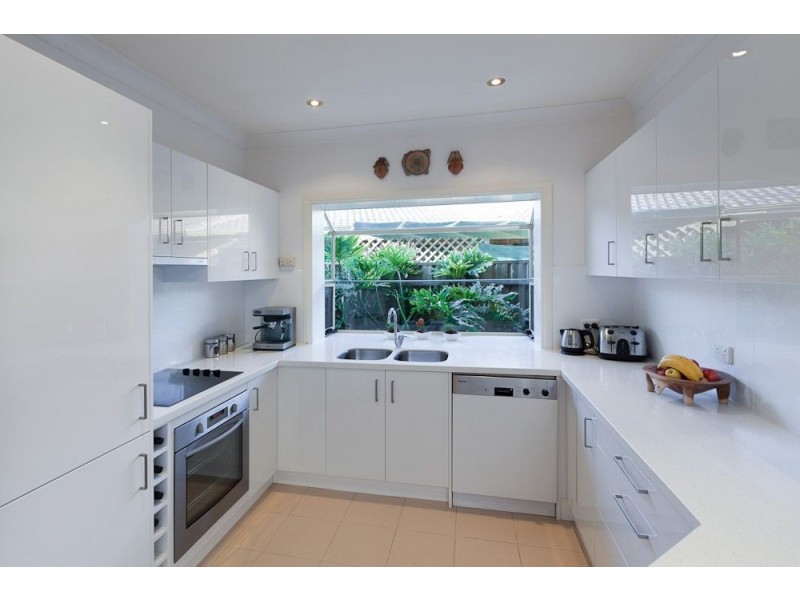 11 Lefkas Court, Seaton SA 5023