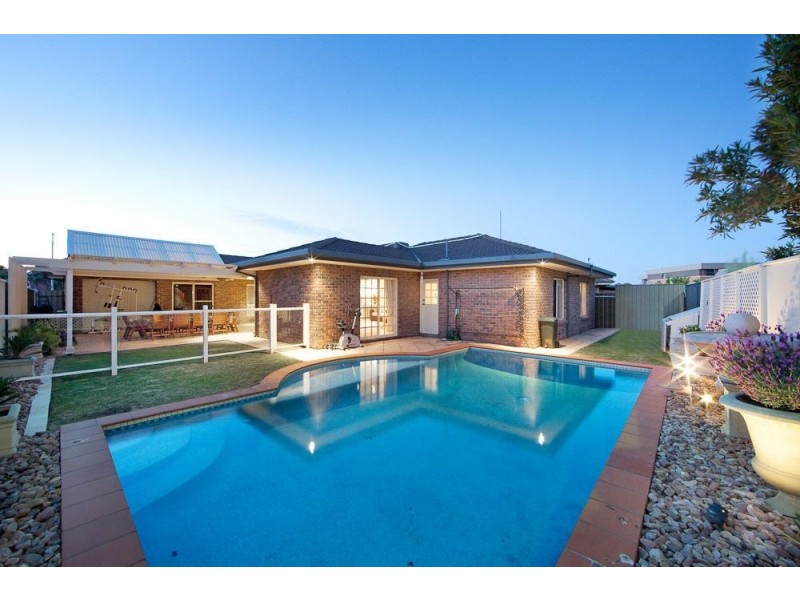 11 Lefkas Court, Seaton SA 5023