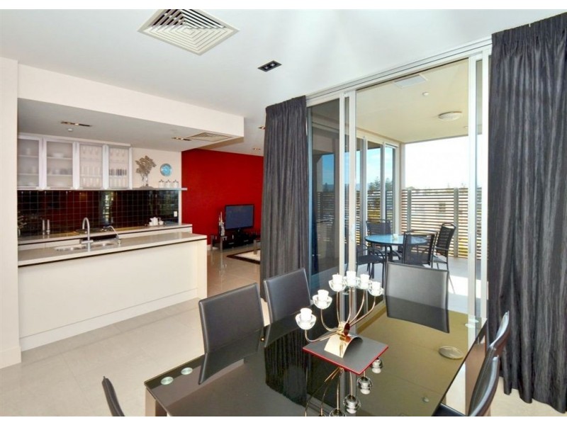 3.4 8/9 North Esplanade, Glenelg North SA 5045