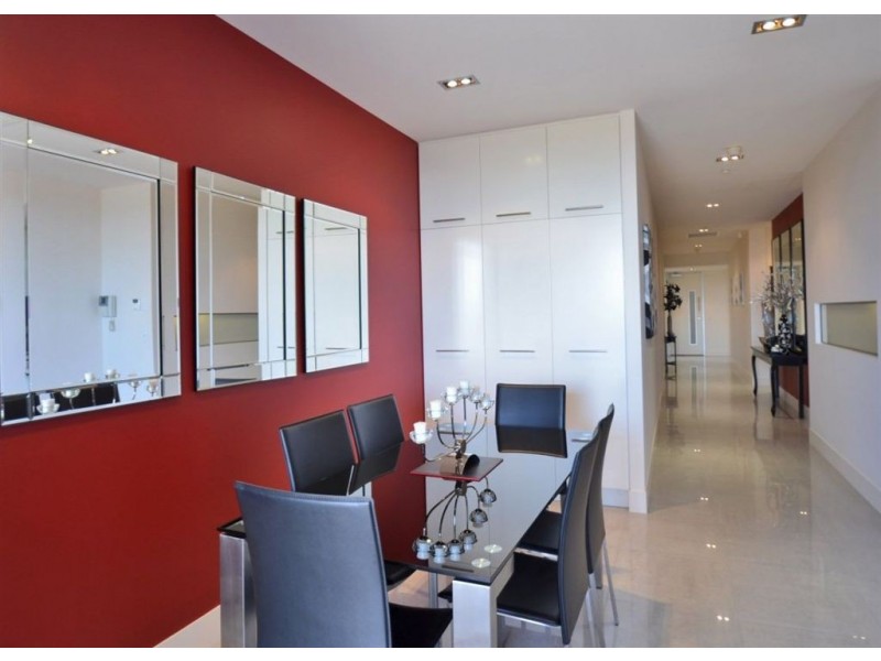 3.4 8/9 North Esplanade, Glenelg North SA 5045