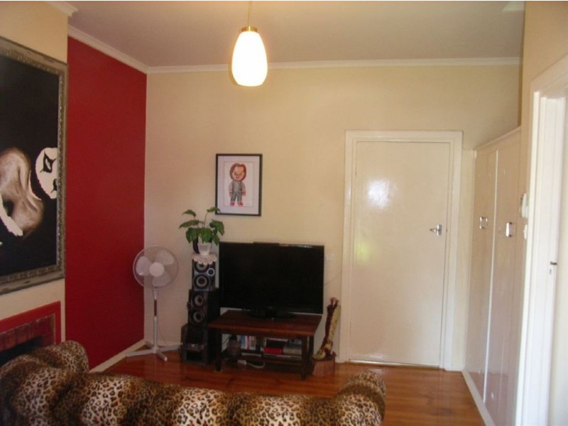 32 Weroona Avenue, Park Holme SA 5043