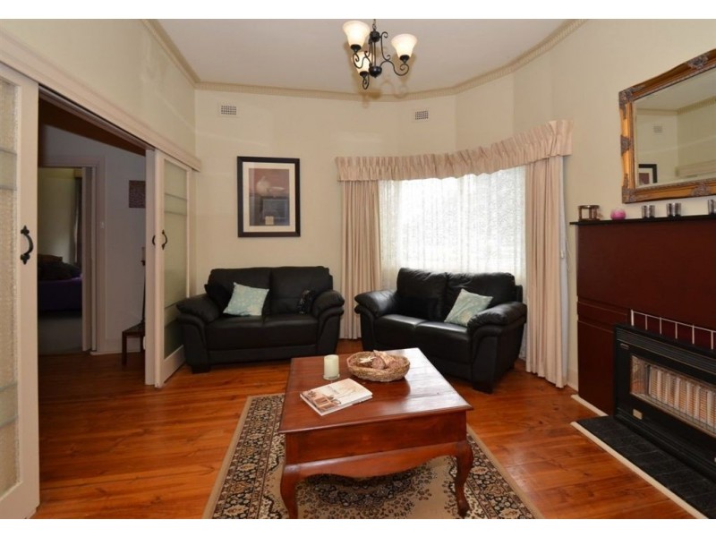 8 McGilp Avenue, Glengowrie SA 5044