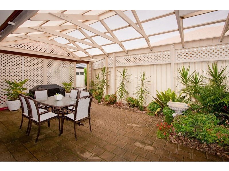 8 Rothesay Avenue, Glenelg North SA 5045