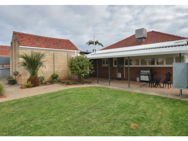 7 Almond Grove, Glandore SA 5037