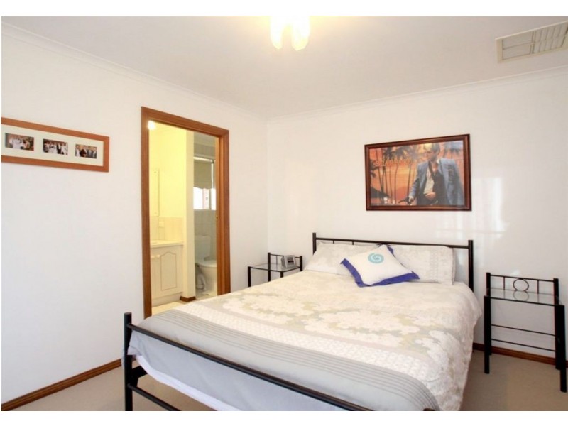 6 Tigress Drive, Hallett Cove SA 5158