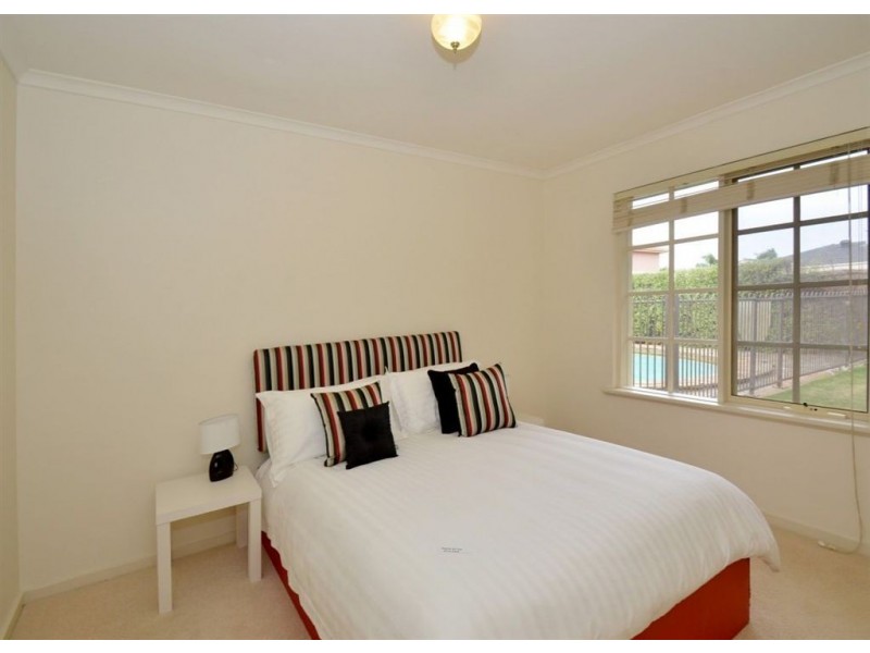 5 Hoylake Crescent, West Lakes SA 5021