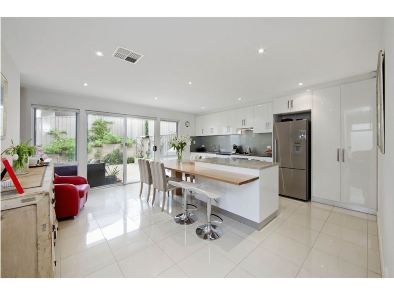 1/125 Military Road, Henley Beach South SA 5022