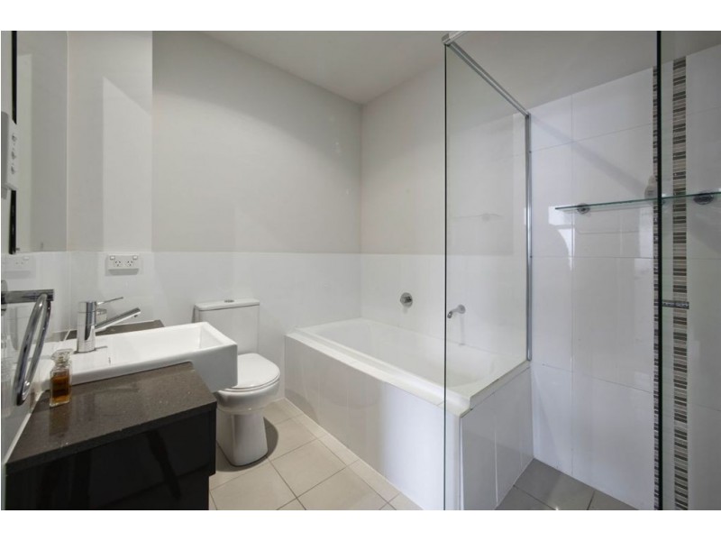 1/125 Military Road, Henley Beach South SA 5022