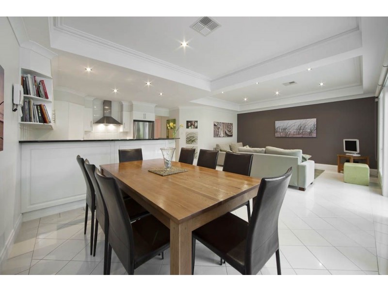 19 Cottesloe Street, West Beach SA 5024