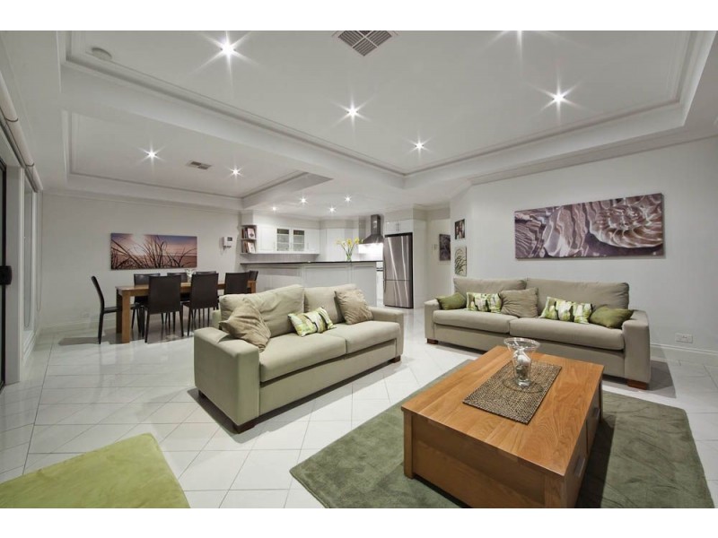 19 Cottesloe Street, West Beach SA 5024