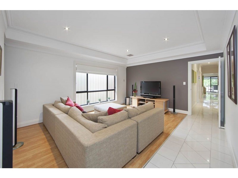 19 Cottesloe Street, West Beach SA 5024