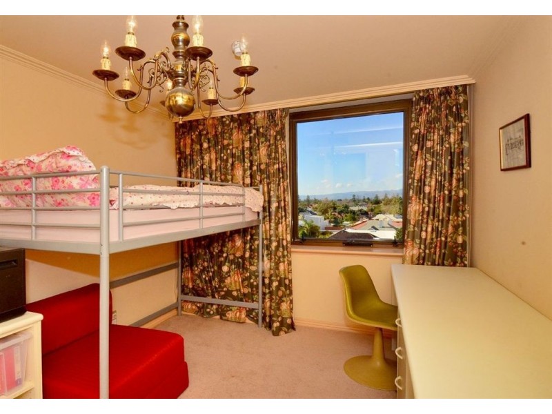 5A/19 South Esplanade, Glenelg SA 5045