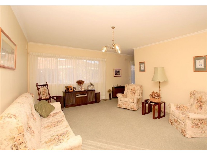 17 Coach House Drive, Novar Gardens SA 5040