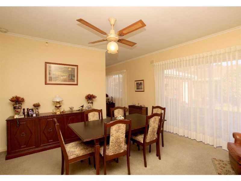 17 Coach House Drive, Novar Gardens SA 5040