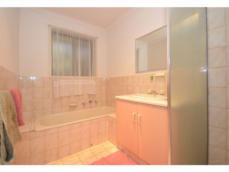 134 Lander Road, Trott Park SA 5158