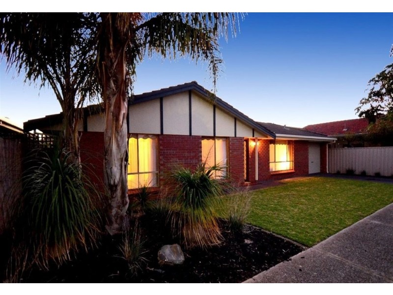 2 Walker Avenue, Clovelly Park SA 5042