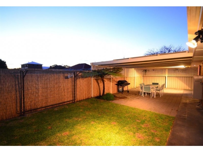 2 Walker Avenue, Clovelly Park SA 5042