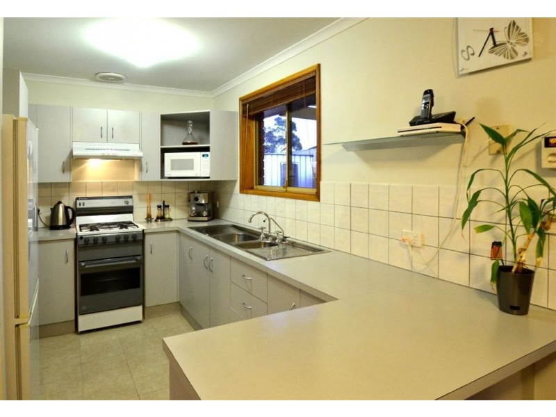 2 Walker Avenue, Clovelly Park SA 5042