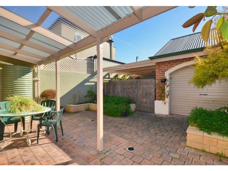 1/1 Lymington Street, Glenelg SA 5045