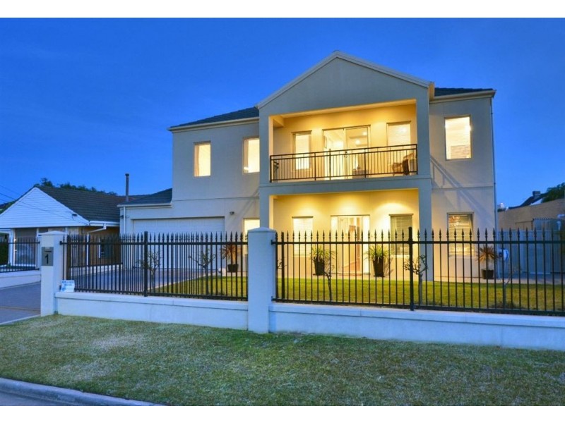 1 Stanley Street, Glenelg North SA 5045