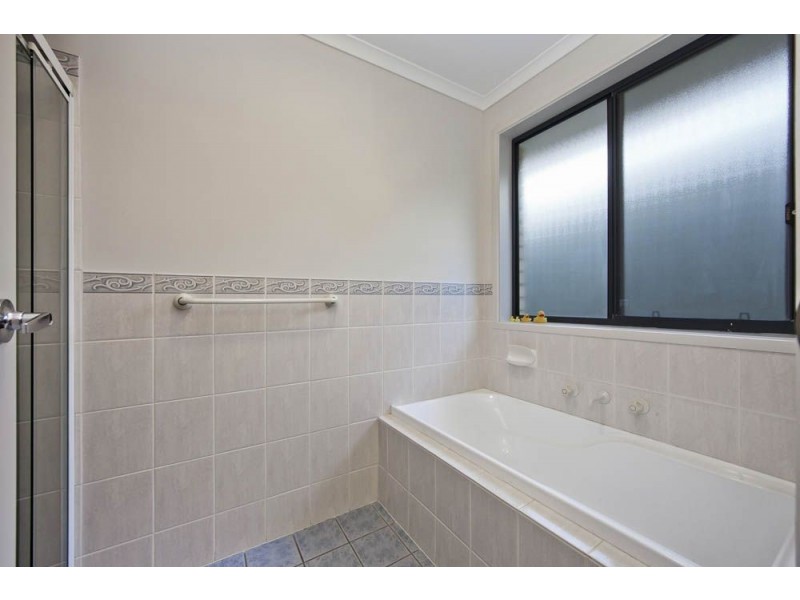 15 Blacksmith Avenue, Walkley Heights SA 5098