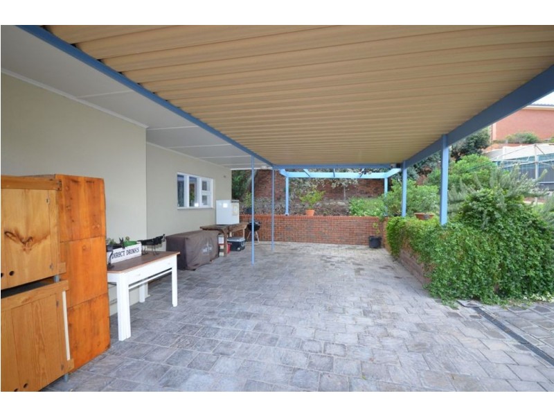 5 Marine Parade, Marino SA 5049