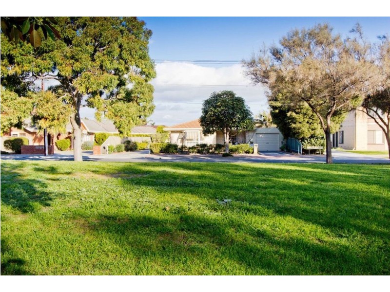 1/4 Ronald Terrace, Glenelg North SA 5045