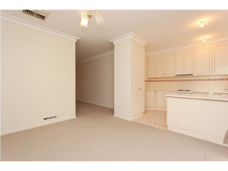 4/9 St Leonards Court, Glenelg North SA 5045